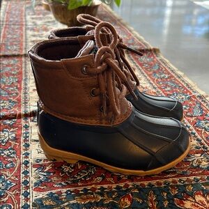 Sperry Duck Boot Toddler Size 8